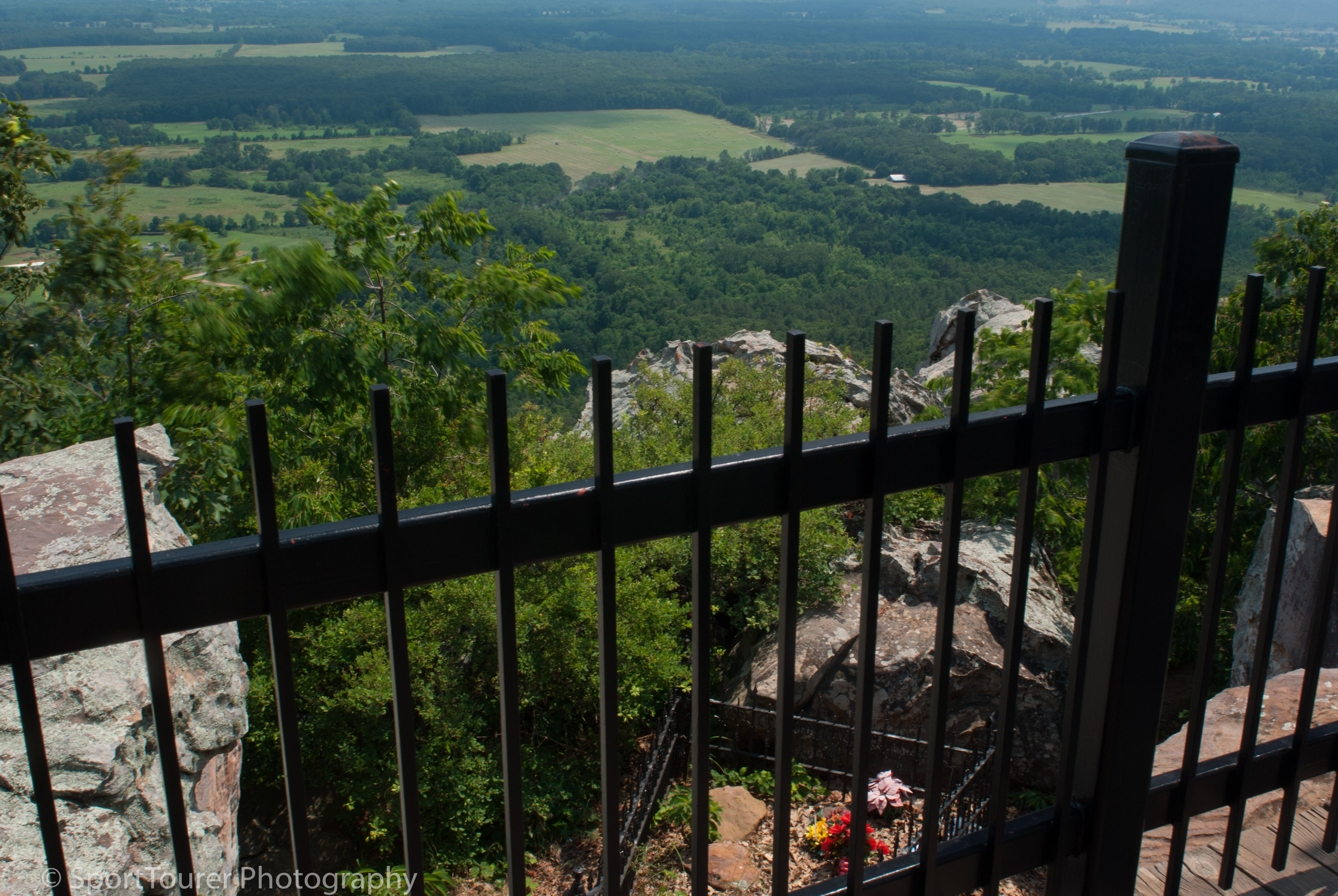  Beautifully manicured and well maintained resting site of Petit Jean, 1000 ft. (300 m) above the Arkansas River Vally. Fact or legend?  