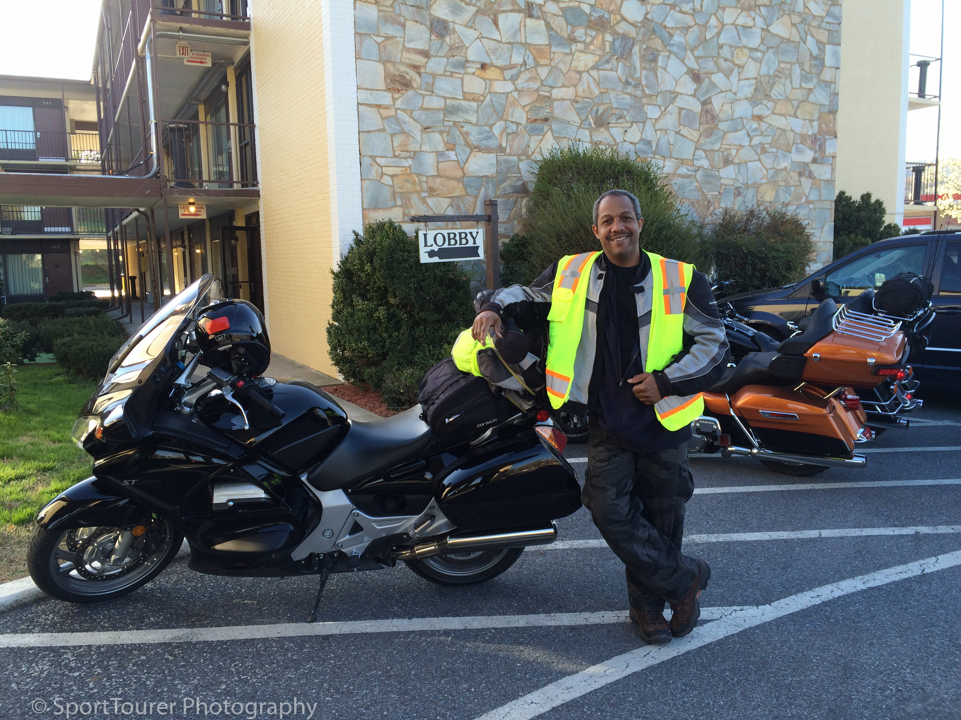  Feeling very refreshed after a good night's sleep, ready for some great riding along the Skyline Drive on this day. Front Royal, VA. 