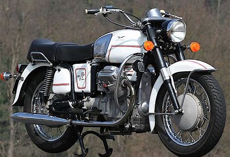 Moto Guzzi V700 