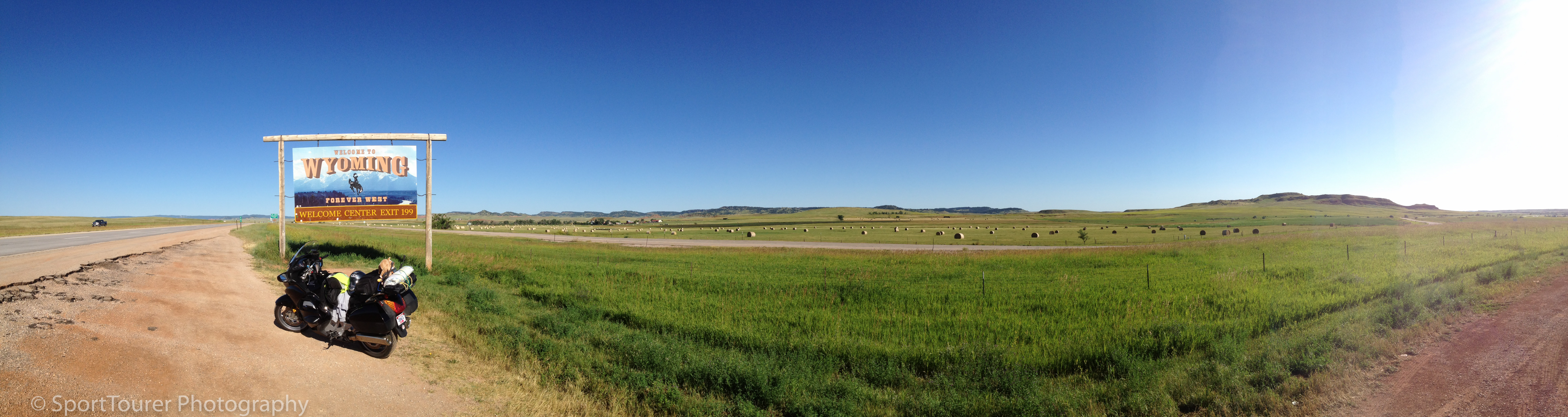  Early morning, crossing into Wyoming. 